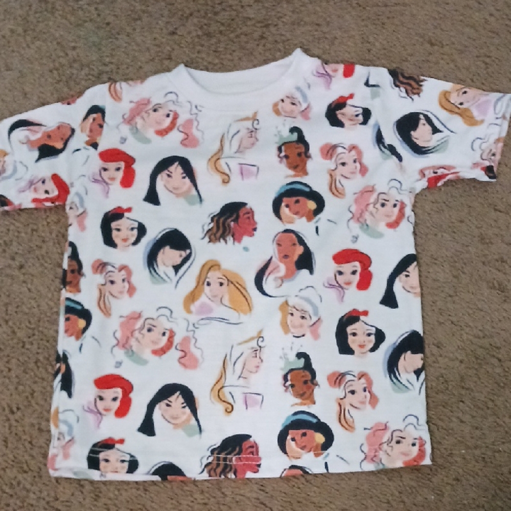 Girls' White Short Sleeve Tee with Disney Princesses
